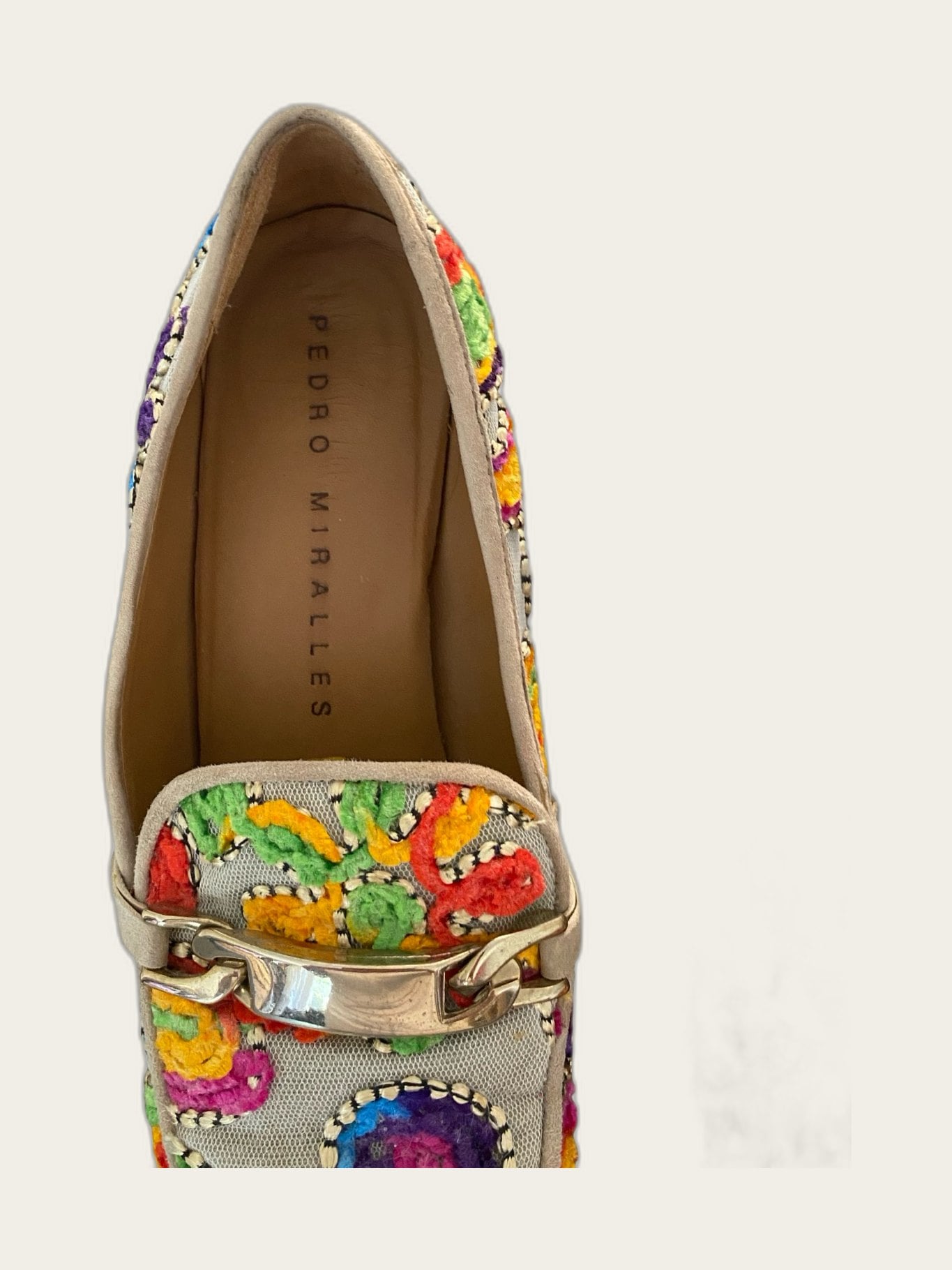 Geborduurde suède loafers met hak. Mast 38,5 !!