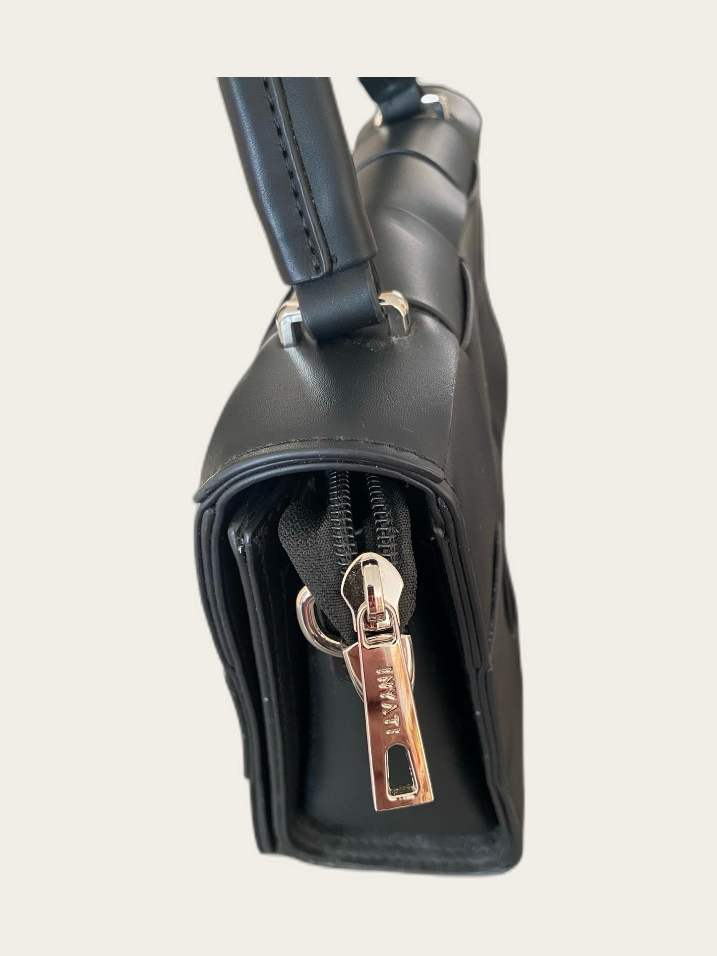 Pattie vegan leather handtas