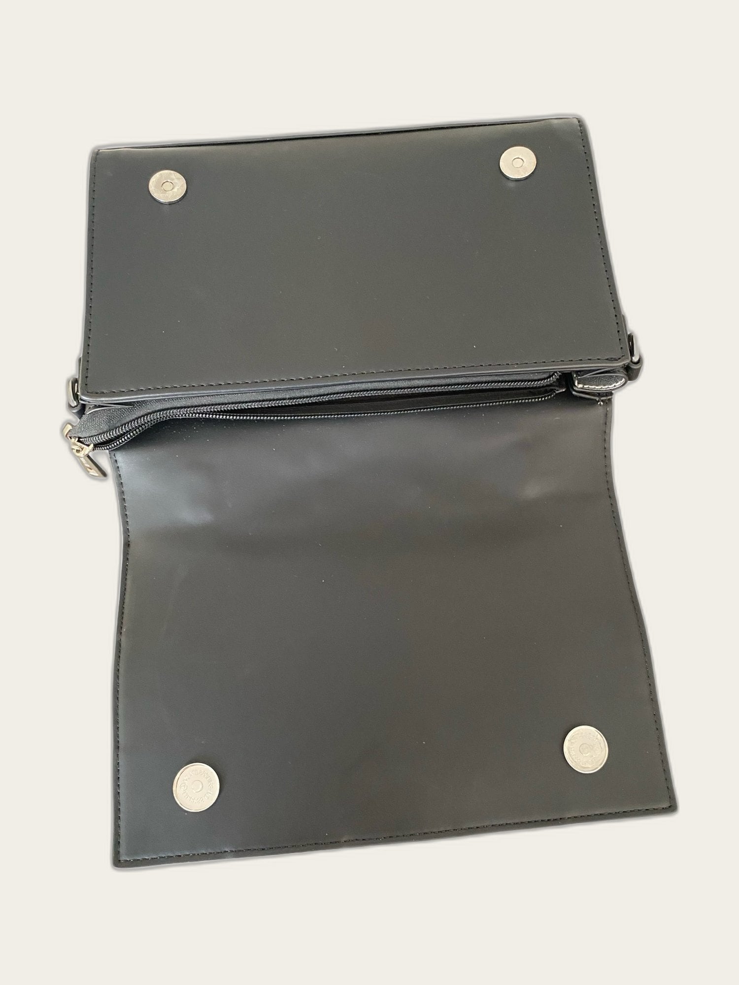 Pattie vegan leather handtas