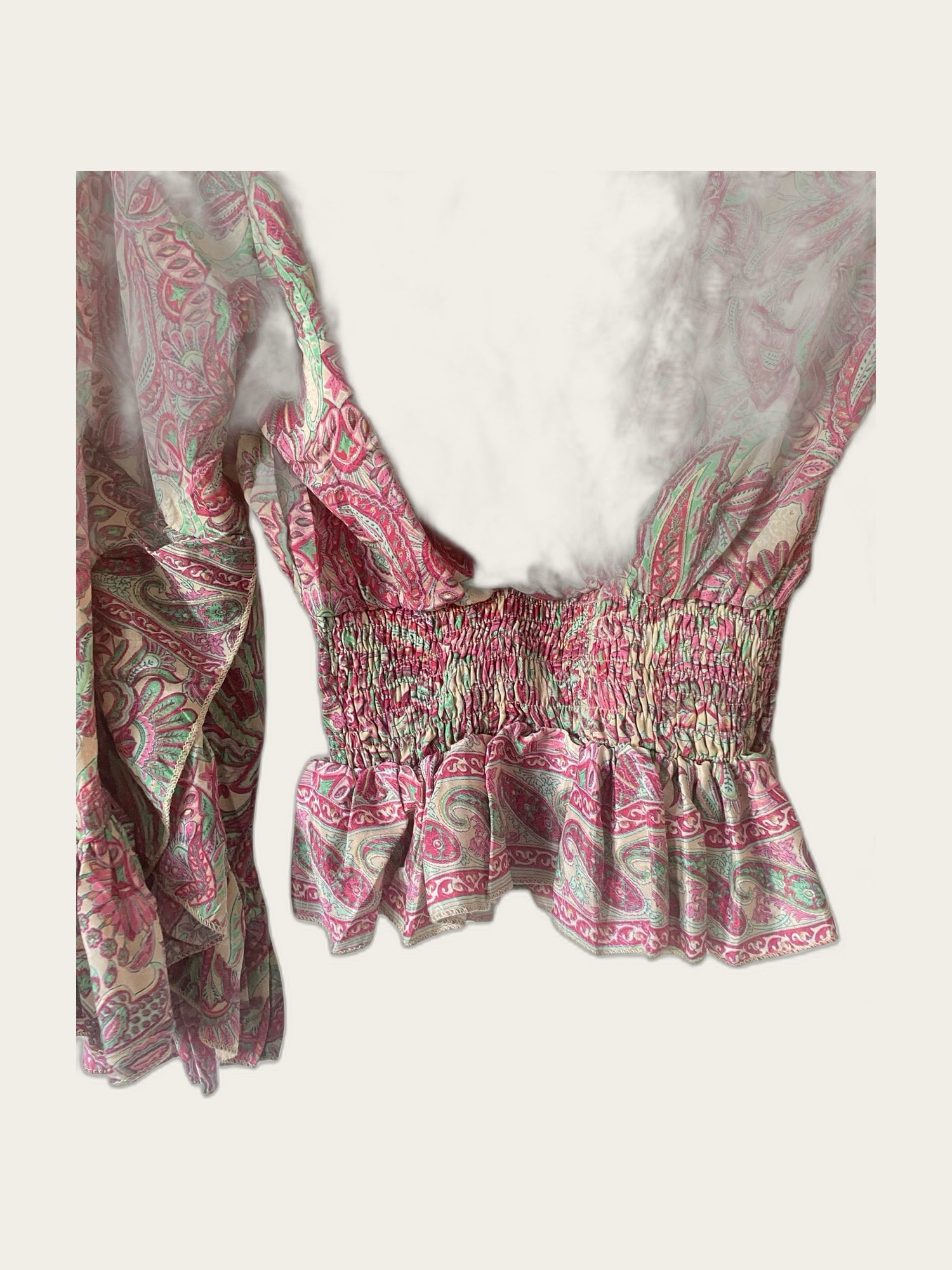 Boho romantische Paisley blouse met wijde mouw en goudkleurige accentjes
