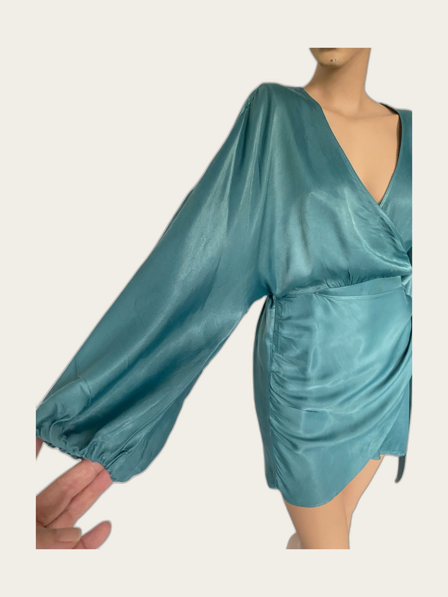 Satijnen jurkje