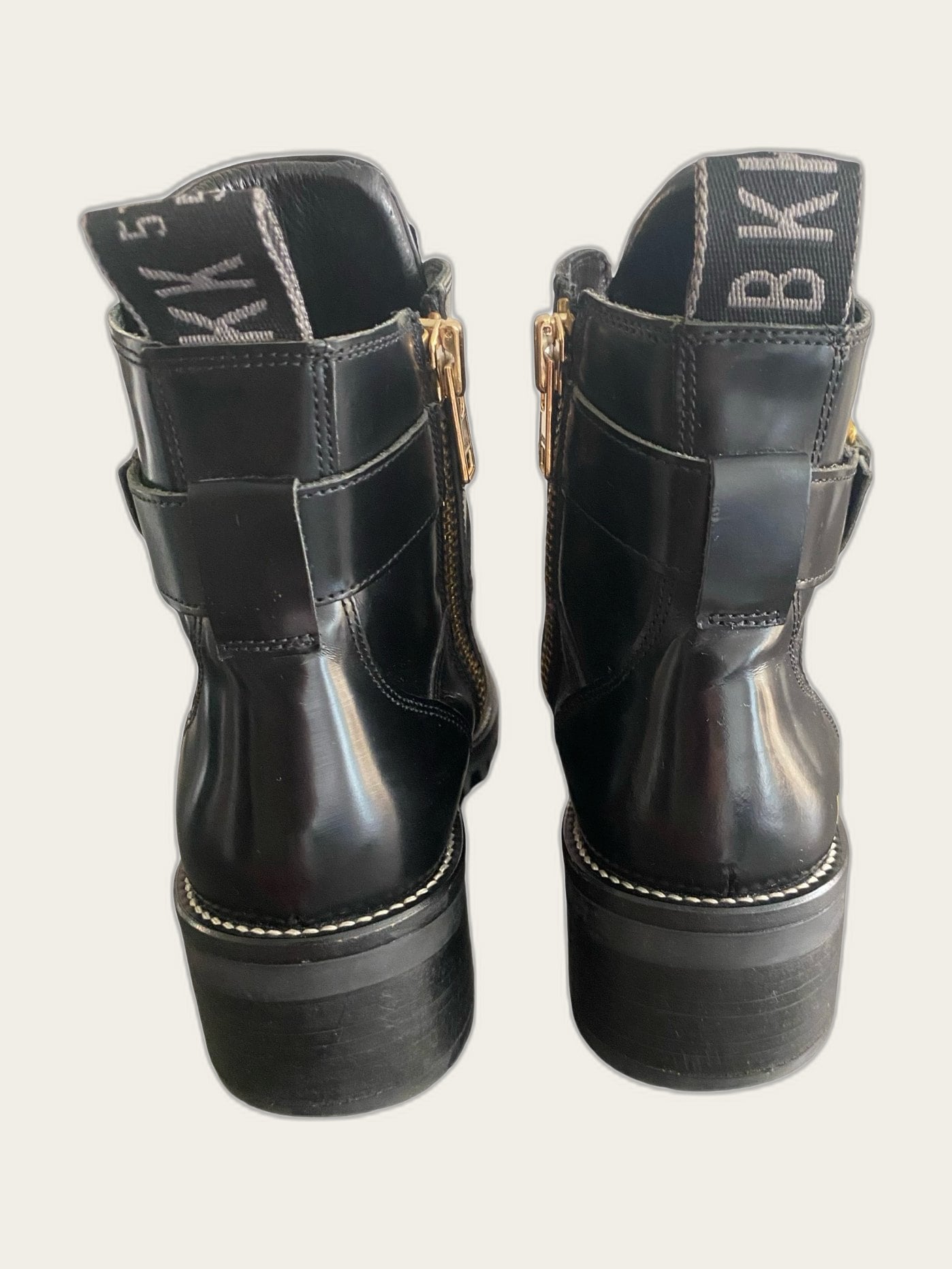 Licht glanzende boots