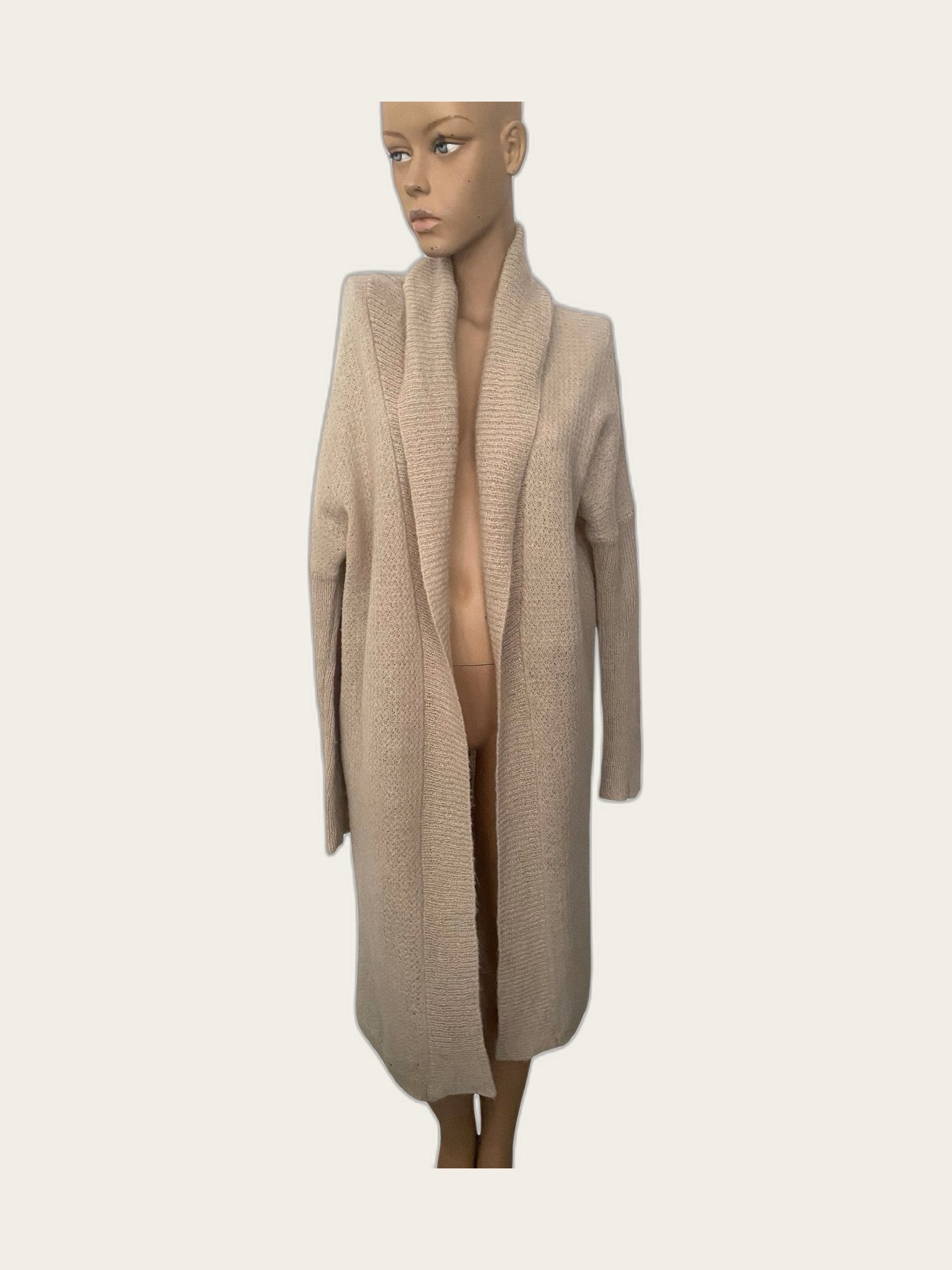 Lang gebreid mohair vest met sjaalkraag