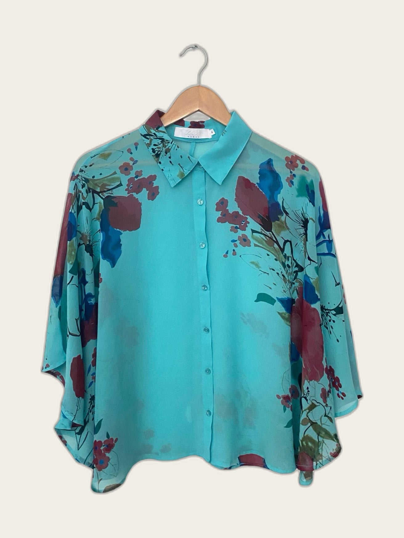 Gebloemde blouse met vleermuismouwen