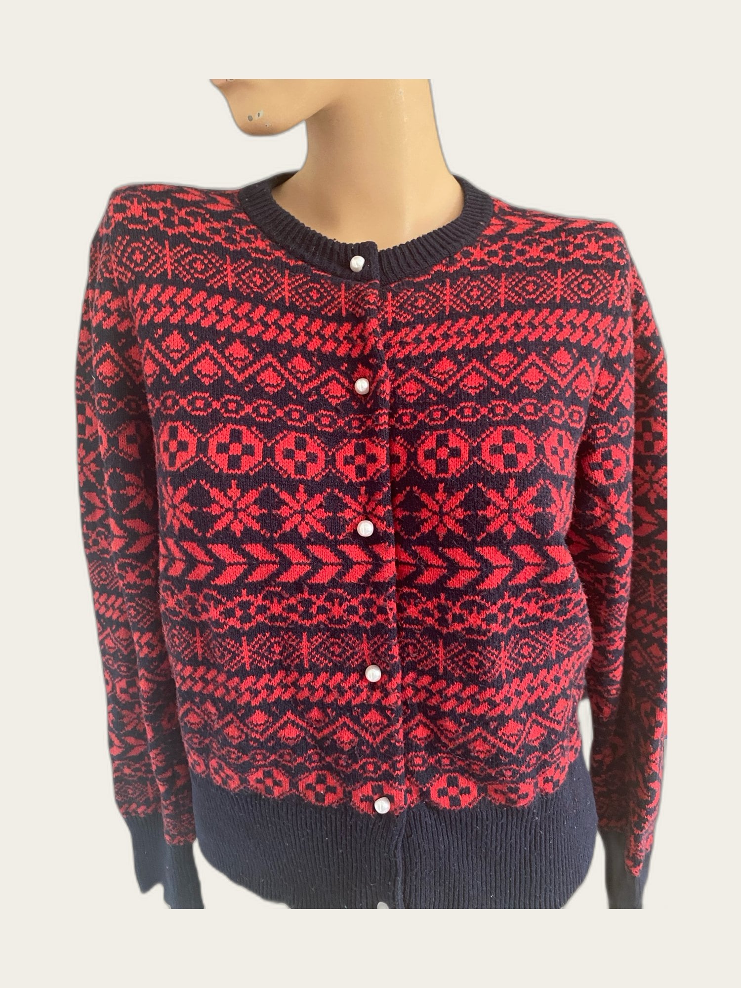Jacquard gebreid vestje met parelknoopjes